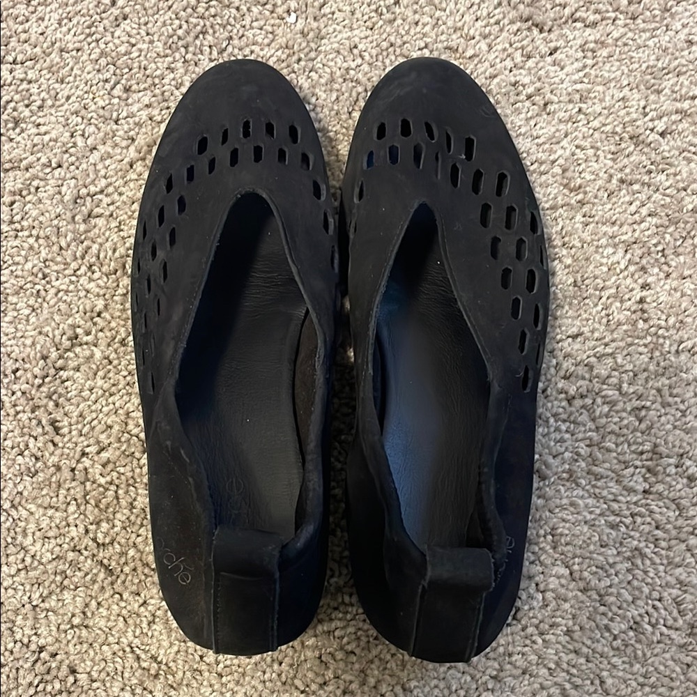 Arche Black Flats Minimalist Slip-On Shoes SZ 8/38